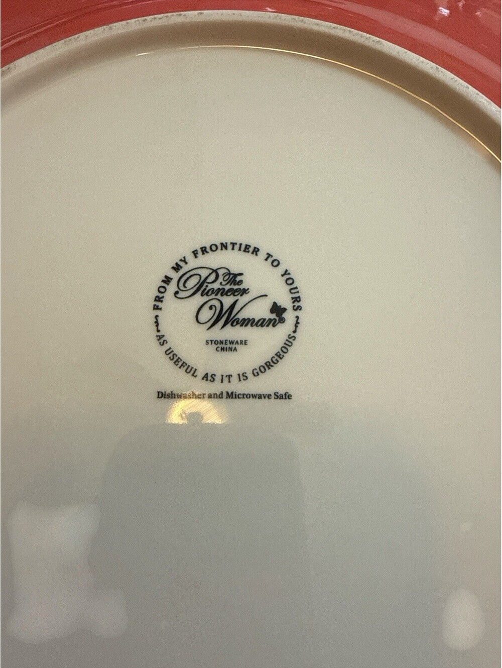 The Pioneer Woman Fancy Flourish Dinner Plates 10.5" Scalloped Set of 4 Coral - Picture 4 of 5